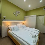 Guest house Szem-s Ueduelo Es Lakopark A Szem-s Vendeghaz Uj Neve Balatonszemes