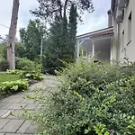 Szem-s Ueduelo Es Lakopark A Szem-s Vendeghaz Uj Neve 4* Balatonszemes