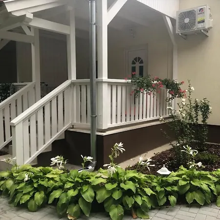 Pensionat Szem-s Ueduelo Es Lakopark A Szem-s Vendeghaz Uj Neve Balatonszárszó