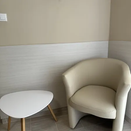 Pensionat Szem-s Ueduelo Es Lakopark A Szem-s Vendeghaz Uj Neve 4*