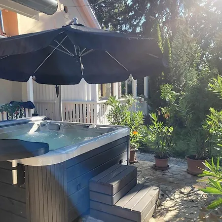 Гостевой дом Szem-s Ueduelo Es Lakopark A Szem-s Vendeghaz Uj Neve