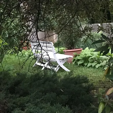 Szem-s Ueduelo Es Lakopark A Szem-s Vendeghaz Uj Neve