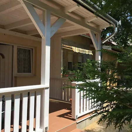 Szem-s Ueduelo Es Lakopark A Szem-s Vendeghaz Uj Neve